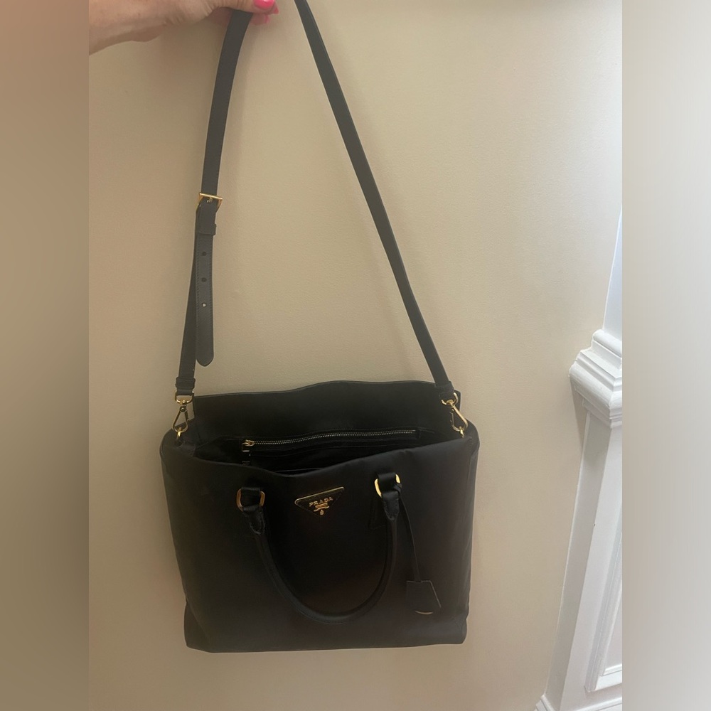 Authentic Prada Saffiano Lux Tote